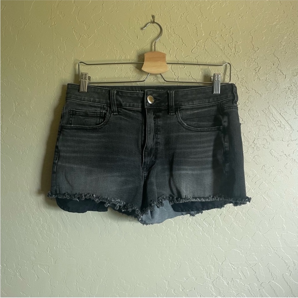 American Eagle Black Hi Rise Shortie